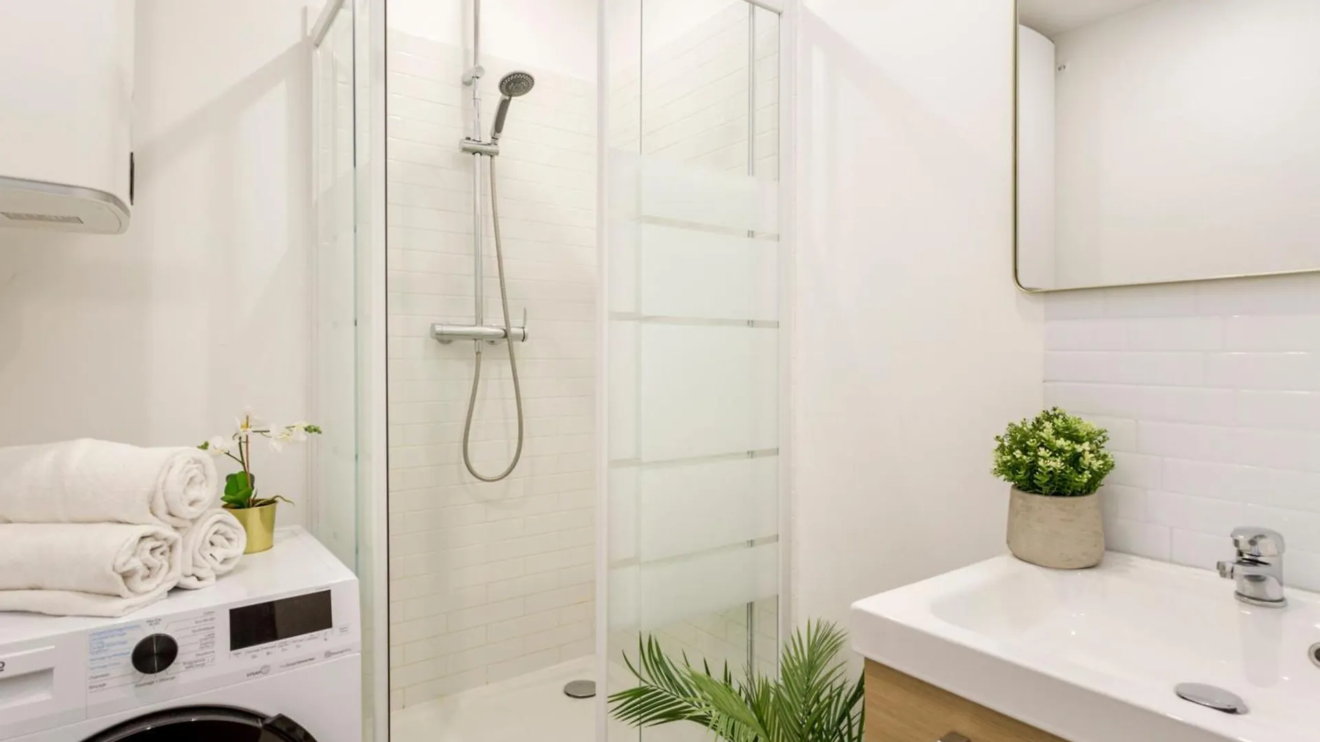Cozy Apartment - Louvre - Sentier II Paris France